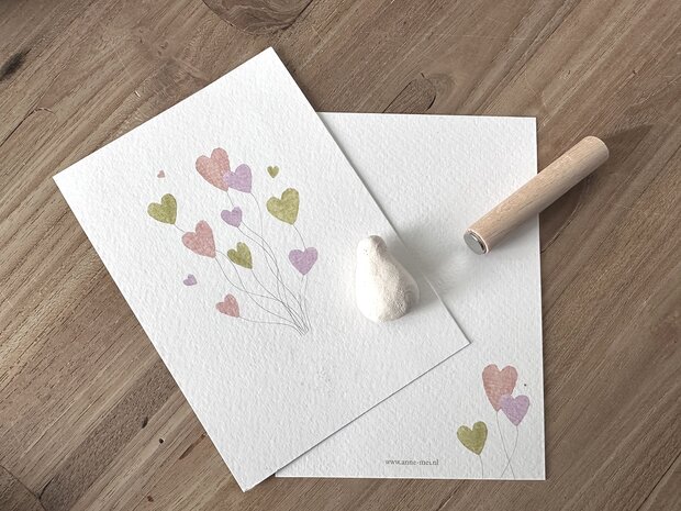 Kaartpin boeketje met hartjes