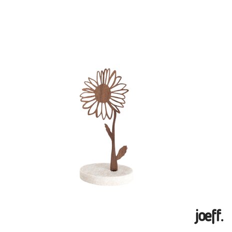 De walnoothouten levensbloemen van Joeff